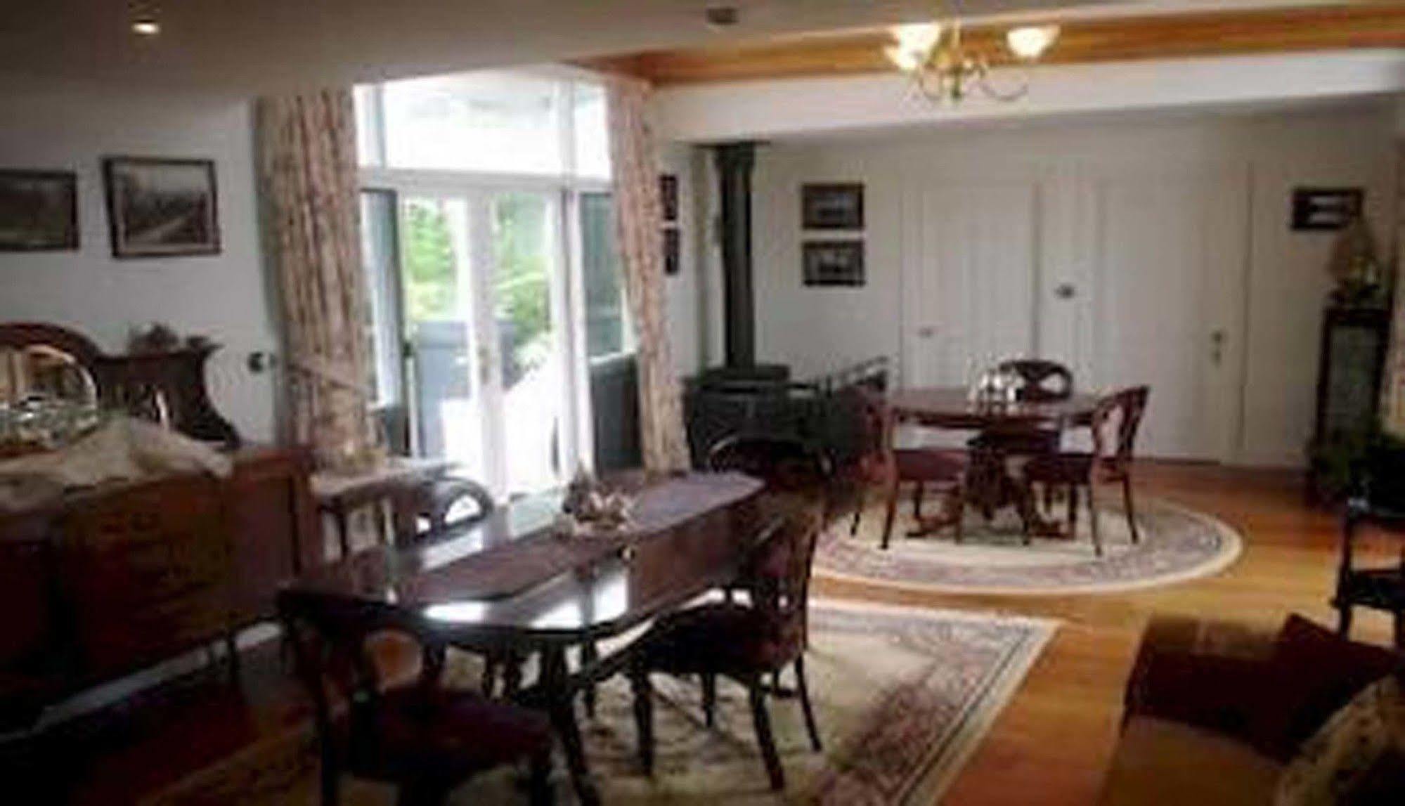 Walton House Bed & Breakfast Huonville Bagian luar foto