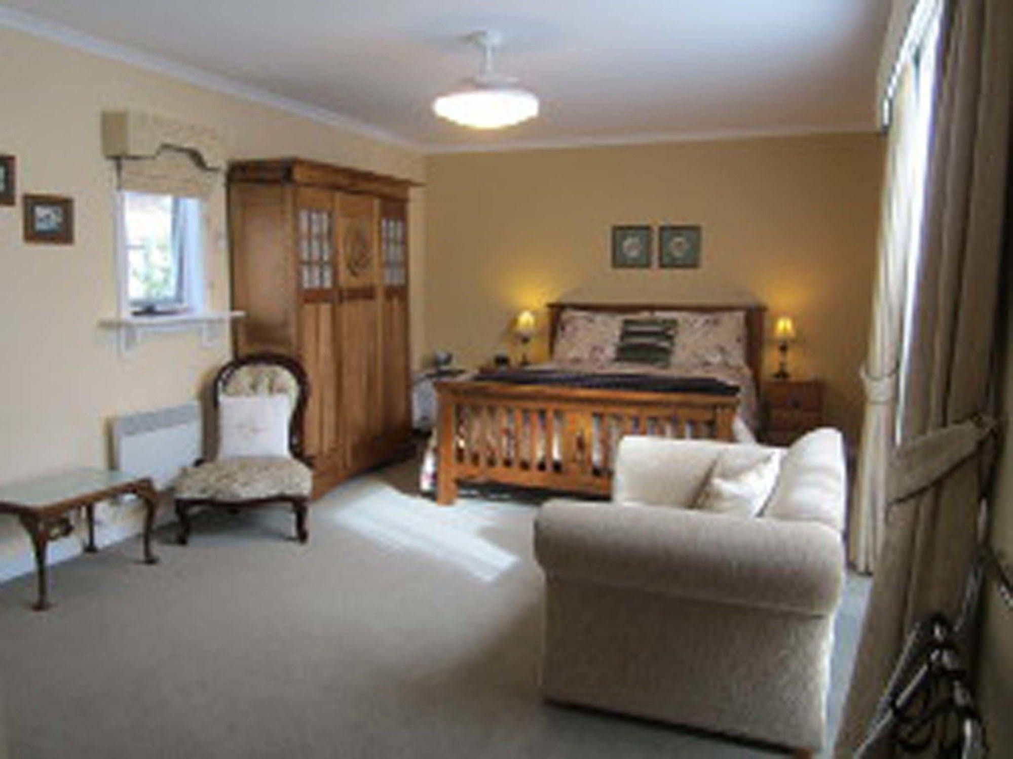 Walton House Bed & Breakfast Huonville Bagian luar foto